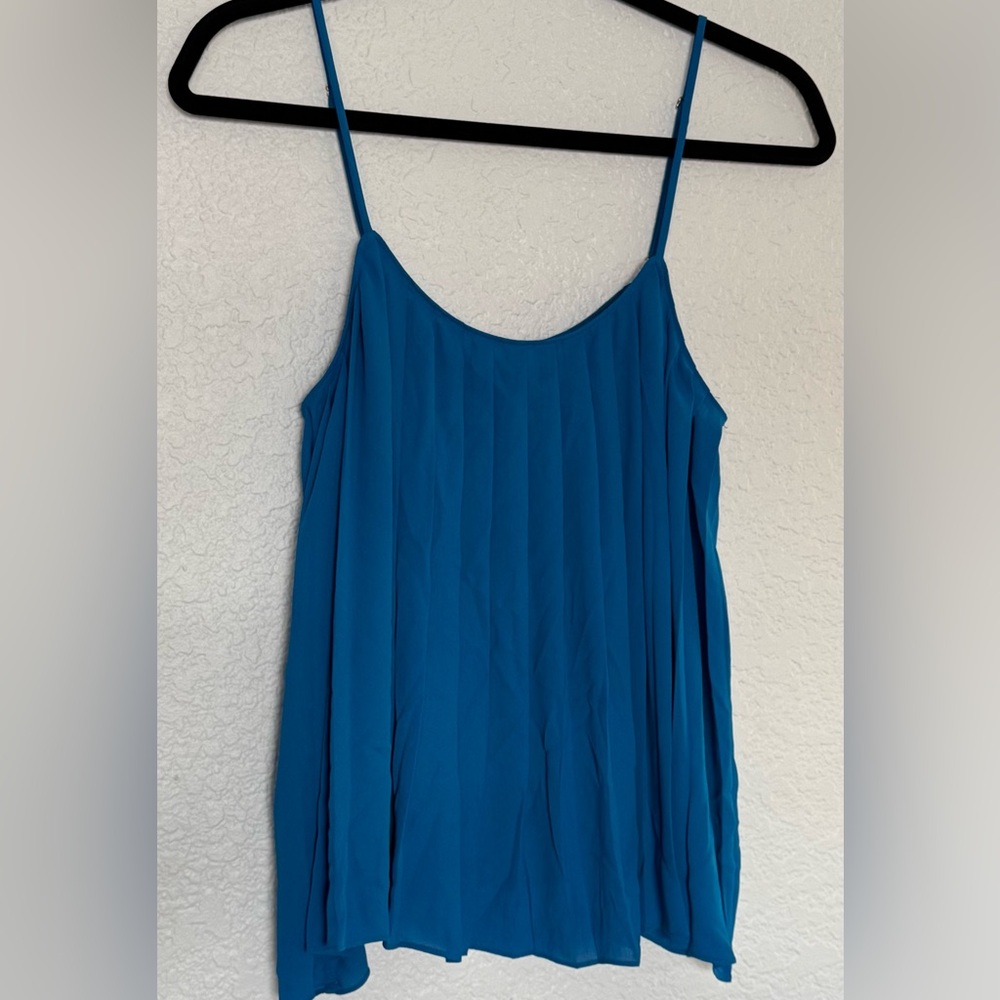 Lilly Pulitzer Rein Sleeveless Pleated Peacock Blue Top Size M